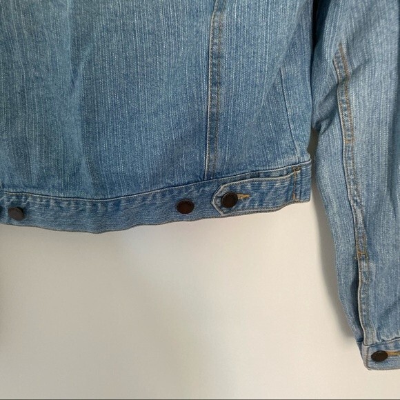 Life in Progress Jean Jacket Blue Cropped Denim Women's Small Light Wash Classic - Picture 4 of 7